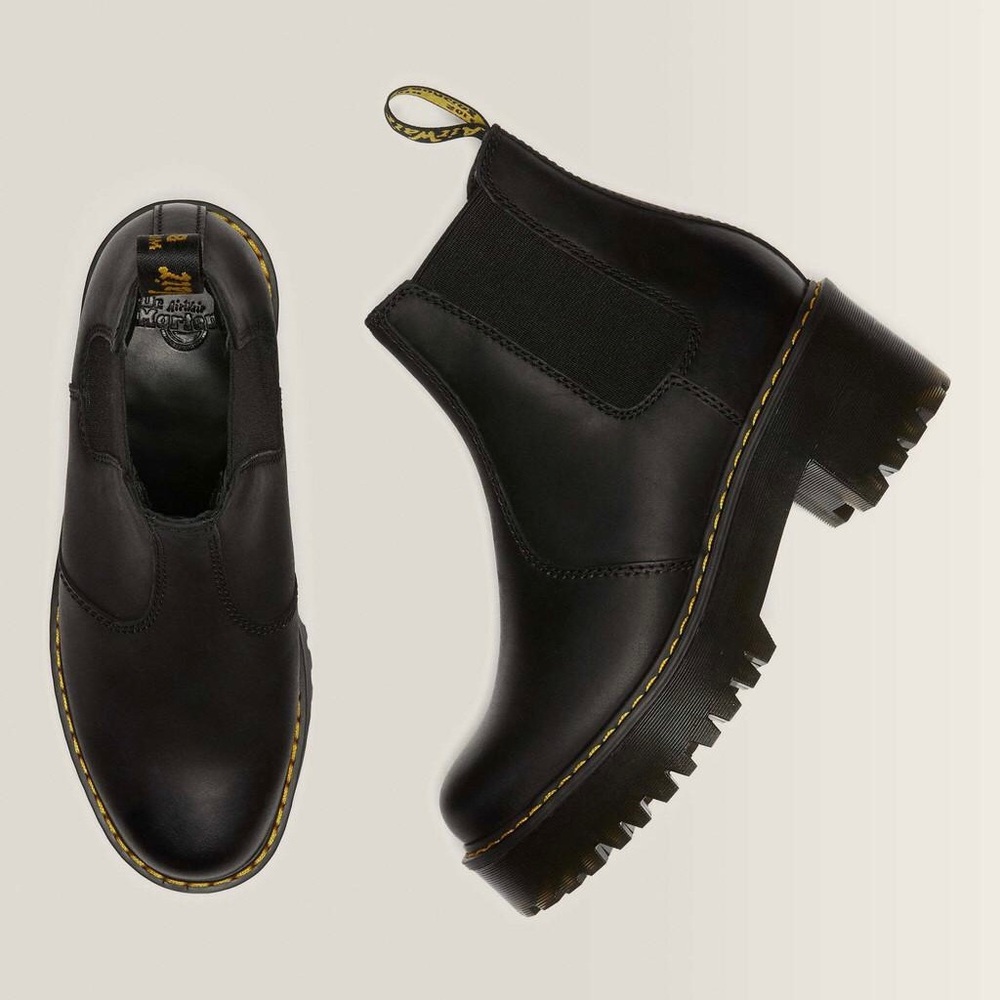 $190 Dr. Martens Rometty Wyoming Black Leather Platform Chelsea Lug Boots Size 9